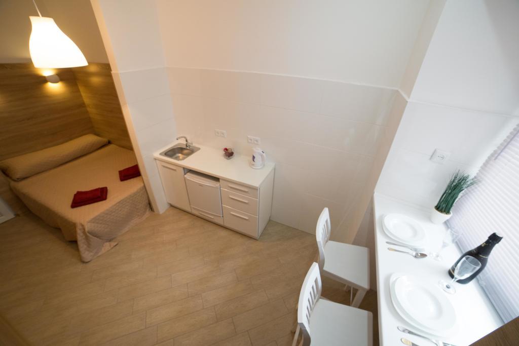 Apartment On Filatova 10/1 Lviv Dış mekan fotoğraf