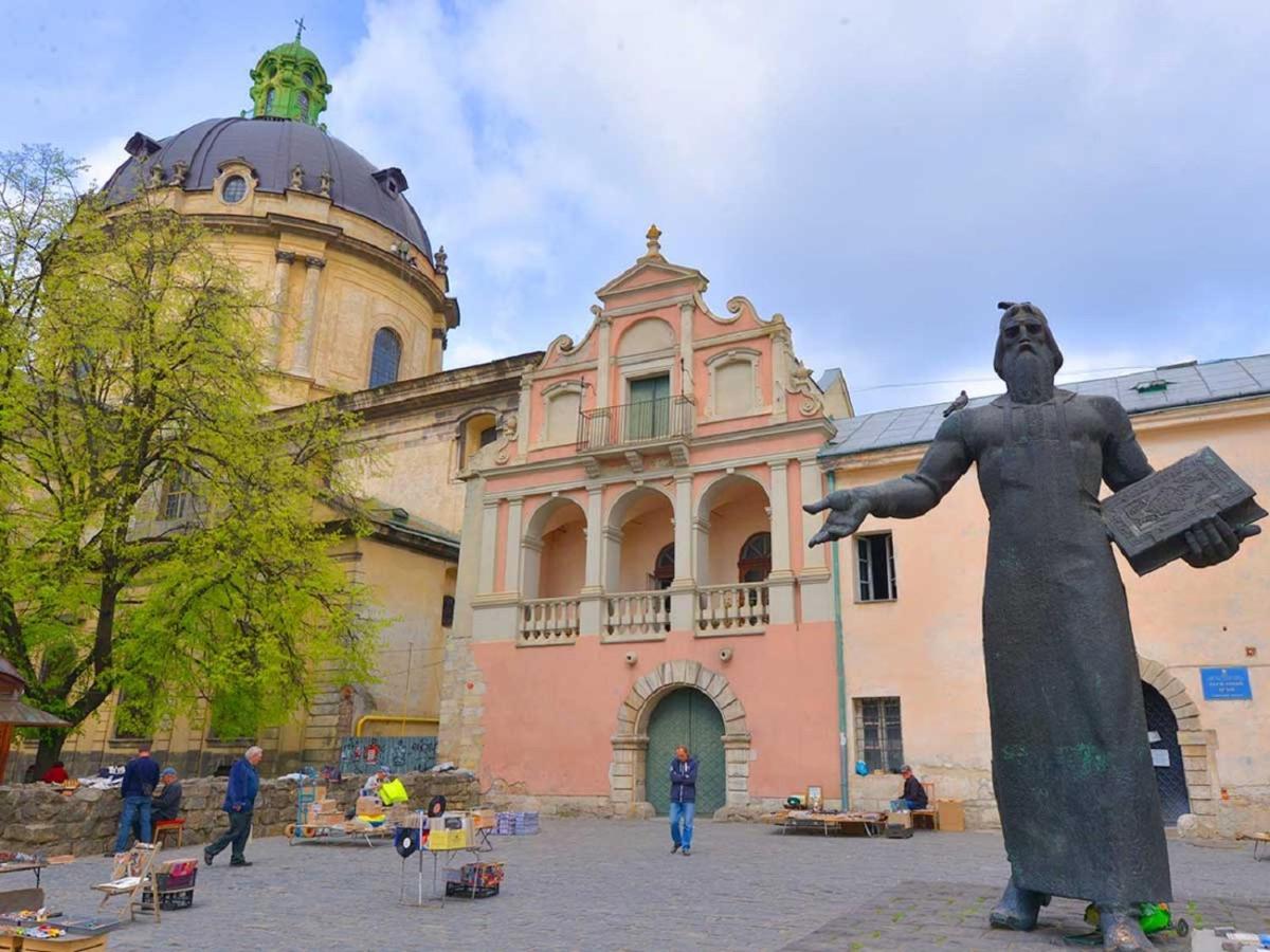 Apartment On Filatova 10/1 Lviv Dış mekan fotoğraf